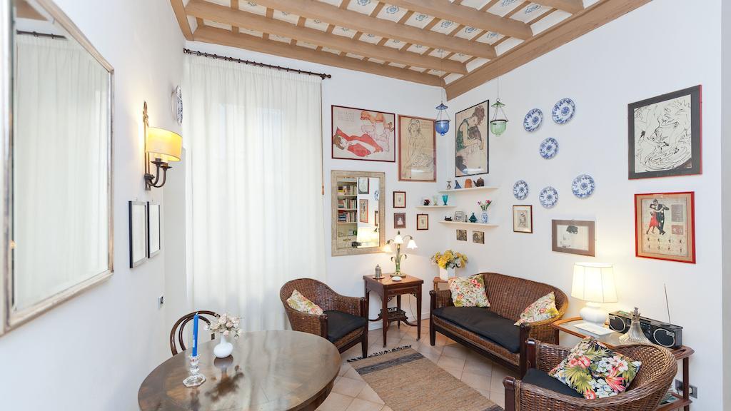 Monti Apartment روما الغرفة الصورة