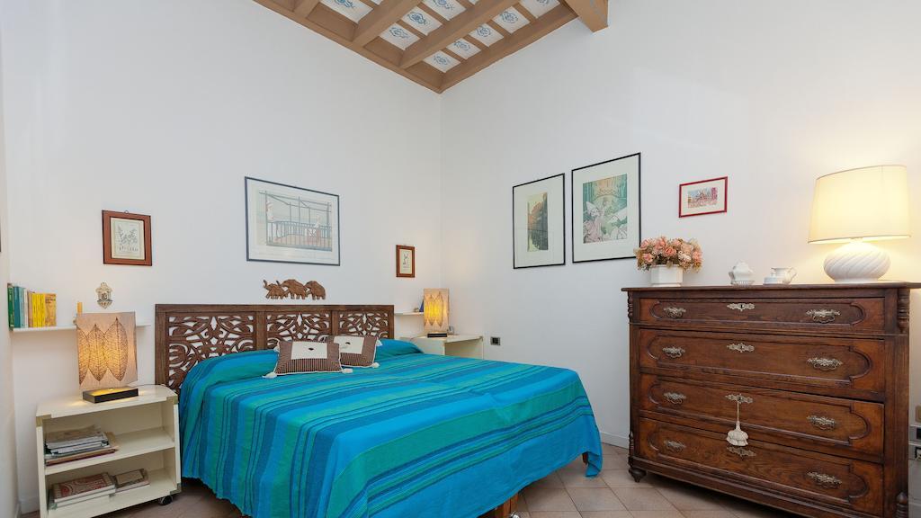 Monti Apartment روما الغرفة الصورة